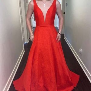 Red prom dress in good condition worn once